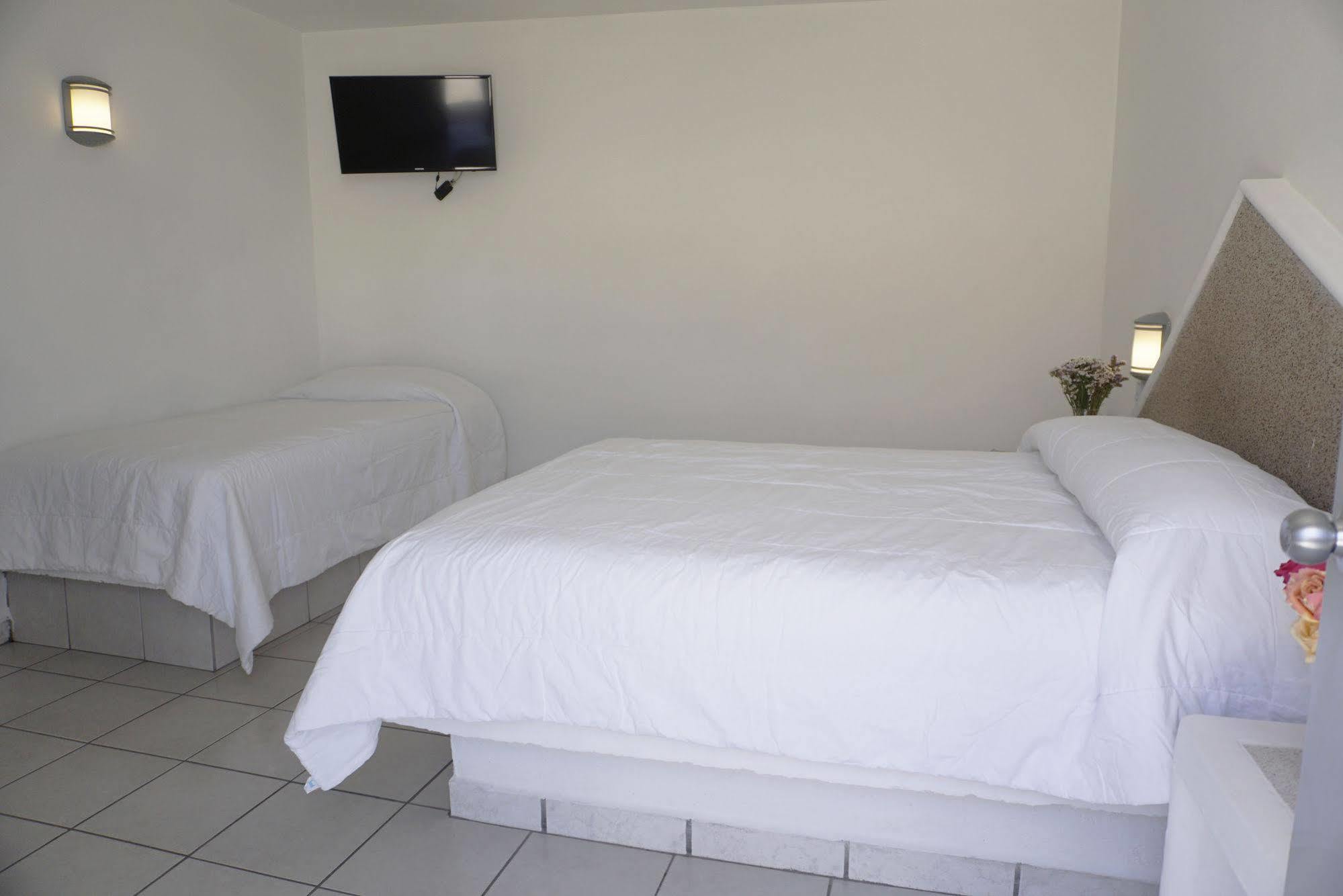 Hotel Opportunity León Esterno foto